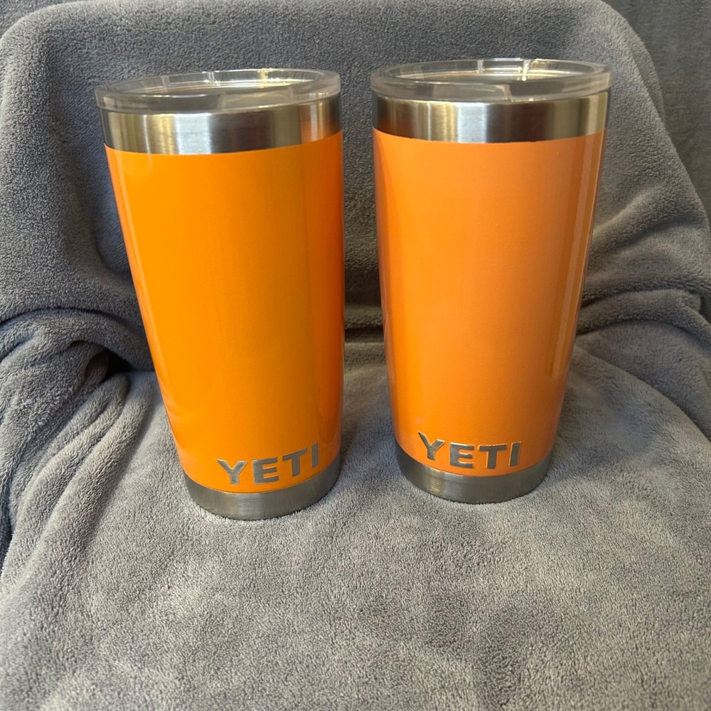 YETI Rambler 20 oz Tumbler King Crab & Coral Stainless Steel Set of 2 with Lids